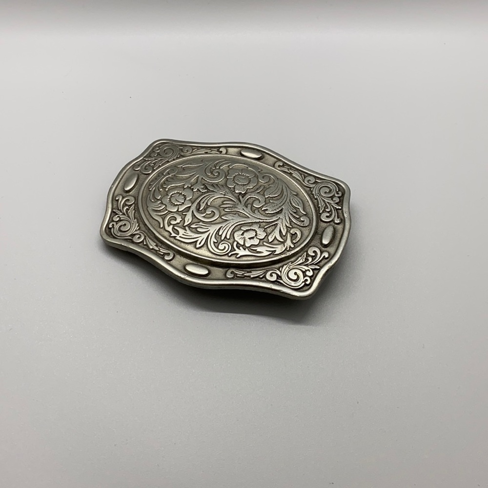 Vintage antiqued pewter belt buckle